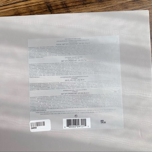 New! Tom Ford Eye and Lip Gift Set - Picture 6 of 7